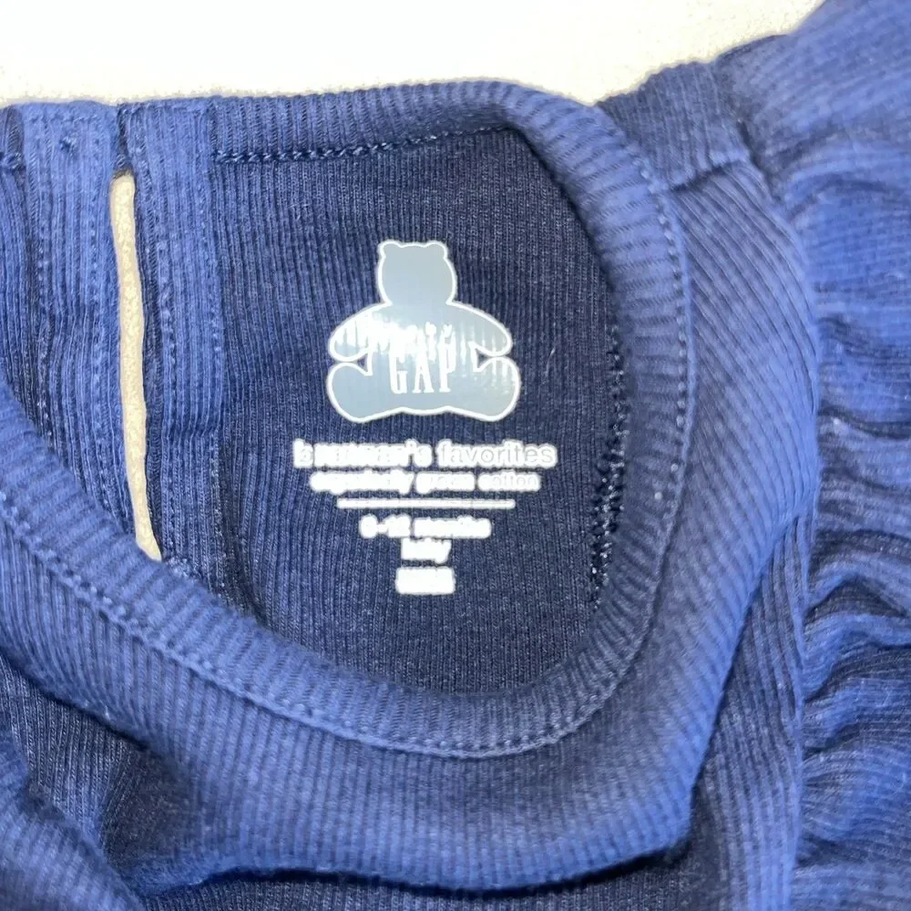 Gap Baby Girl 4 Piece Lot 3-6, 6-12, 12-18 Months Eyelet Dress, Tees, Sweater.‎